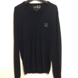 ラフシモンズ(RAF SIMONS)の【即日配送・送料無料】 RAF SIMONS × FRED PERRY Vネック(ニット/セーター)