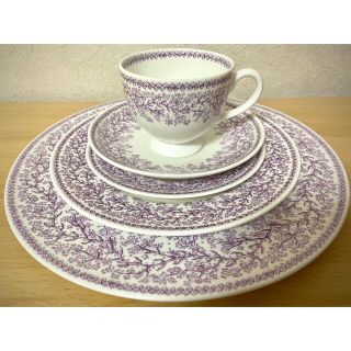 ウェッジウッド(WEDGWOOD)のluckbook様専用　ウェッジウッド　ウィンターベリーズ　5ピースフルセット　(食器)