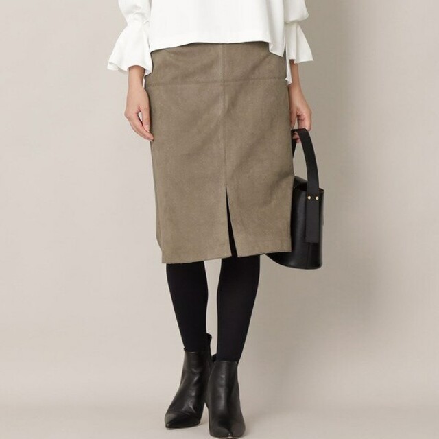 EPOCA(エポカ)のエポカザショップ フェイクスエードタイトスカート レディースのスカート(ひざ丈スカート)の商品写真