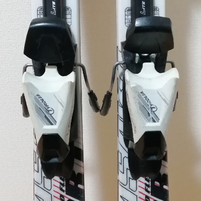 オガサカ J1 130cm ジュニア 身長130~150cm位 ホットワックス済 オガサカ J1 130cm ジュニア 身長130~150cm位 ホットワックス済
