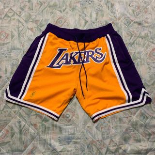 ミッチェルアンドネス(MITCHELL & NESS)のJUST DON Mitchell&Ness LAKERS SHORT(ショートパンツ)