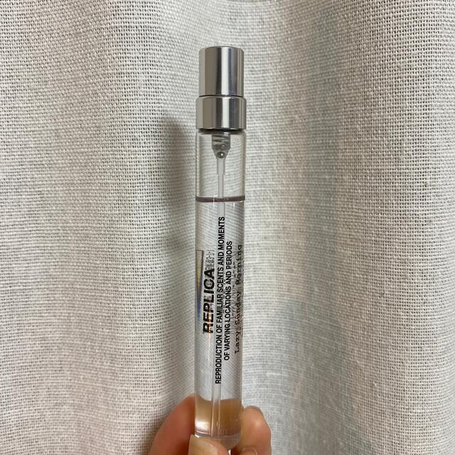 Maison Martin Margiela(マルタンマルジェラ)のメゾンマルジェラ　レプリカ　レイジーサンデーモーニング10ml コスメ/美容の香水(ユニセックス)の商品写真