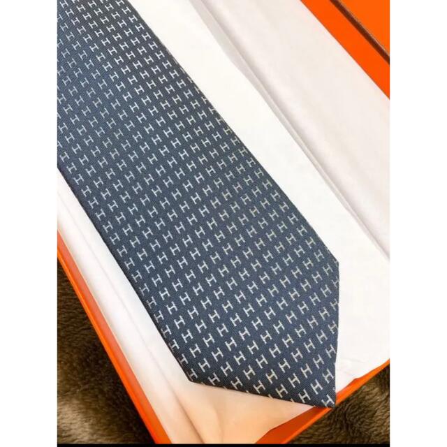 シャネル Hermes H織りタイバイカラー≪ファソネH≫ネクタイの通販 by