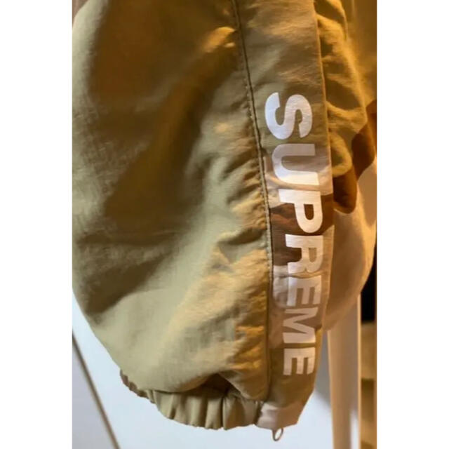 Supreme(シュプリーム)のSupreme Warm Up Pant カモ M ナイロンパンツ pants メンズのパンツ(ワークパンツ/カーゴパンツ)の商品写真