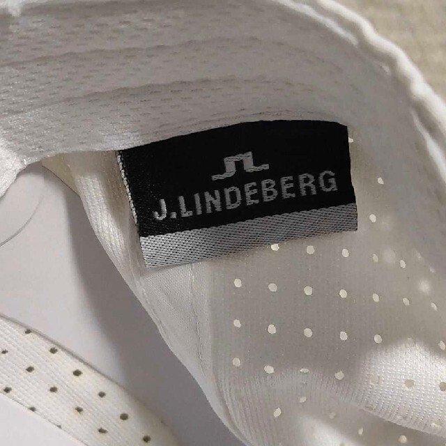 J.LINDEBERG(ジェイリンドバーグ)の【新品未使用】J.lindeberg ジェイリンドバーグ キャップ帽子 ホワイト スポーツ/アウトドアのゴルフ(その他)の商品写真