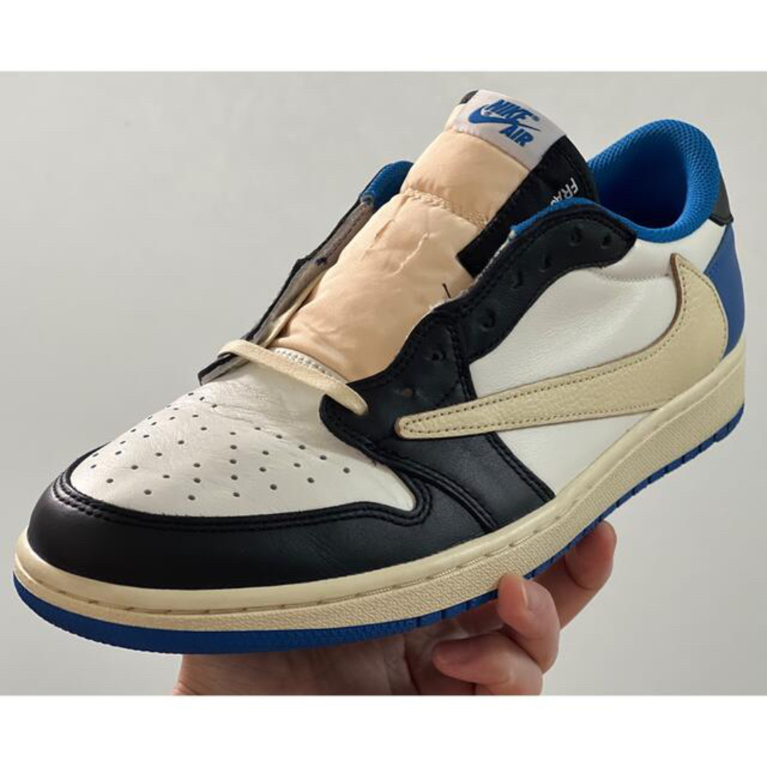 NIKE(ナイキ)のTRAVIS SCOTT X FRAGMENT AIR JORDAN 1 LOW メンズの靴/シューズ(スニーカー)の商品写真