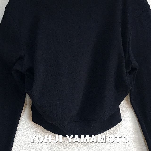 Yohji Yamamoto(ヨウジヤマモト)の【YOHJI YAMAMOTO】ヨウジヤマモト フルジップ ショート スウェット レディースのトップス(トレーナー/スウェット)の商品写真