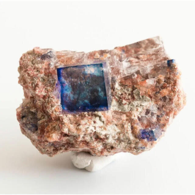 鉱物標本2点 蛍石 岩塩 フローライト ブルーハライト