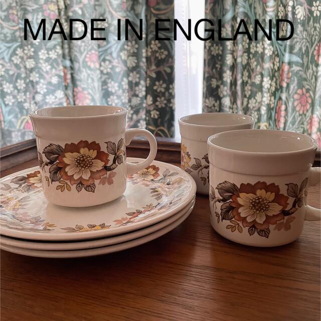 ［SALE］ イギリスアンティーク　カップ\u0026プレート3セット