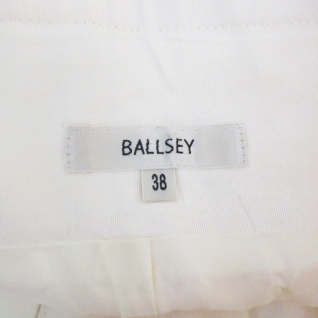 Ballsey(ボールジィ)のボールジー トゥモローランド キュロット ショート 38 アイボリー /FF7 レディースのパンツ(キュロット)の商品写真
