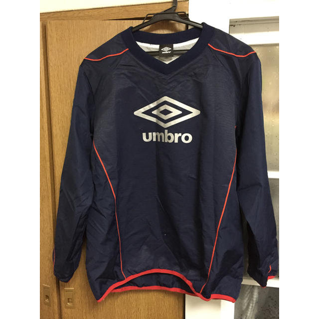 UMBRO(アンブロ)のumbro ピステ スポーツ/アウトドアのサッカー/フットサル(ウェア)の商品写真