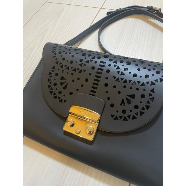 Furla(フルラ)のFURLA ショルダーバッグ　ブラック メンズのバッグ(ショルダーバッグ)の商品写真