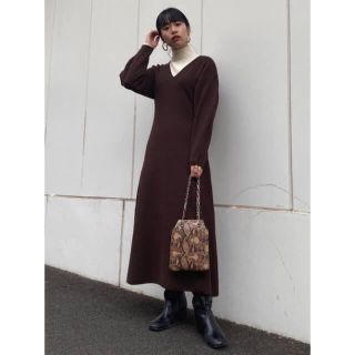 マウジー ニットワンピース ワンピースの通販 700点以上 Moussyのレディースを買うならラクマ