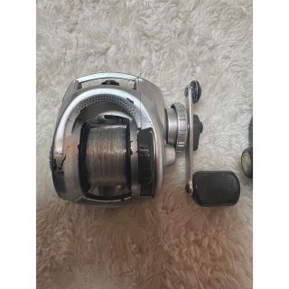 シマノ(SHIMANO)のCHINU JACKER HG  リール　おまけ付き(リール)