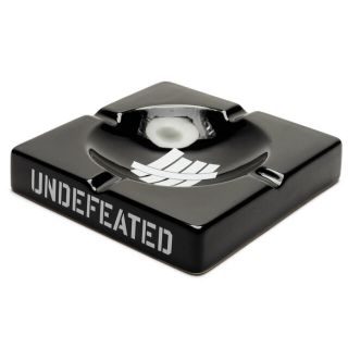 アンディフィーテッド(UNDEFEATED)のUNDEFEATED ASHTRAY 灰皿(灰皿)