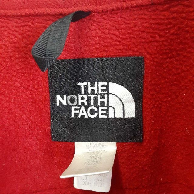 THE NORTH FACE(ザノースフェイス)のUS規格ノースフェイスデナリジャケット刺繍ロゴ黒ブラック赤レッドポーラテック メンズのジャケット/アウター(ブルゾン)の商品写真