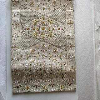 袋帯　小花柄刺繍　可憐　豪華　入学式　美品(帯)