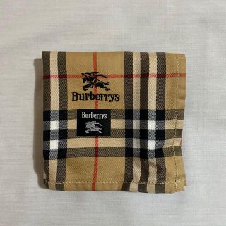 バーバリー(BURBERRY)のBurberrys ハンカチ　未使用品　ベージュチェック　ホース刺繍　#1626(ハンカチ)