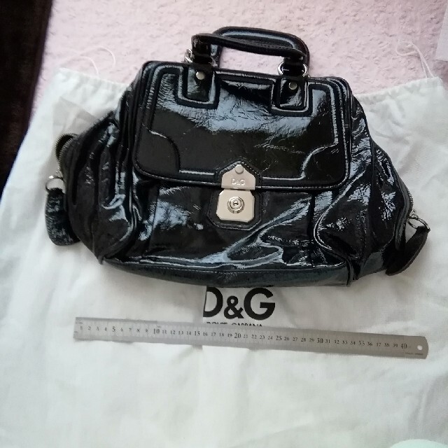 Dolce&GabbanaBLACKbagドルガバエナメルパテントハンドバッグ黒