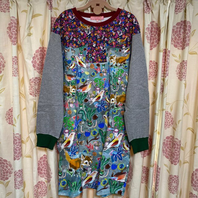 TSUMORI CHISATO(ツモリチサト)の専用　ツモリチサト　GARDEN PRINT URAKE レディースのワンピース(ひざ丈ワンピース)の商品写真