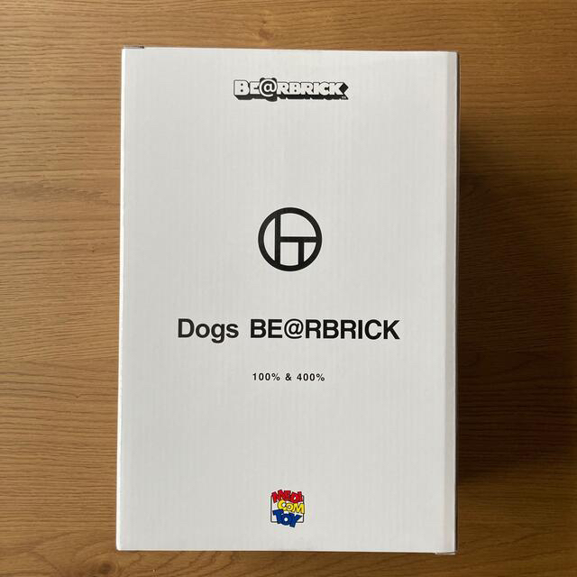 BE@RBRICK Dogs 100％ & 400％ ベアブリック ドックス