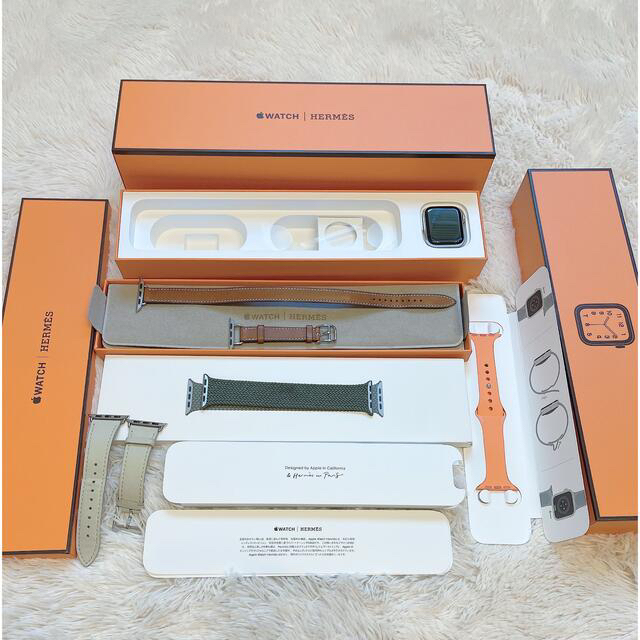 Hermes(エルメス)のApple Watch 6 エルメス  アップルウォッチ　HERMES レディースのファッション小物(腕時計)の商品写真