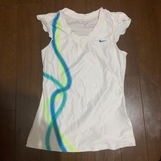 ナイキ(NIKE)のナイキ　ノースリーブ(カットソー(半袖/袖なし))