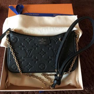 LOUIS VUITTON - ルイヴィトン イージーポーチ の通販 by MK｜ルイ