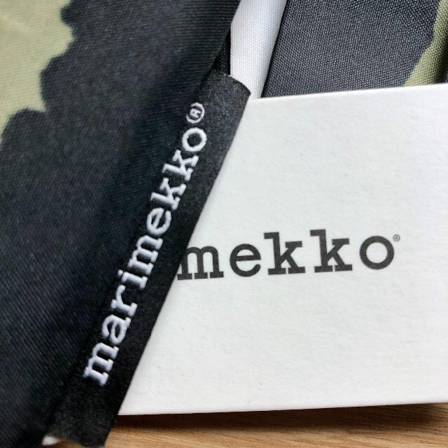 marimekko(マリメッコ)のマリメッコ　スマートバッグ　廃盤　旧タイプ　ピエニウニッコ　黒 レディースのバッグ(エコバッグ)の商品写真