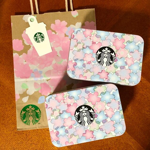 Starbucks Coffee(スターバックスコーヒー)の☆★スタバ★☆ 2種のボールクッキー さくらベリー＆プレーン 桜 2022 食品/飲料/酒の食品(菓子/デザート)の商品写真