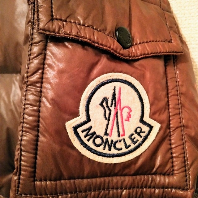 MONCLER - 【美品】モンクレール Mサイズ MONCLER ダウンジャケットの