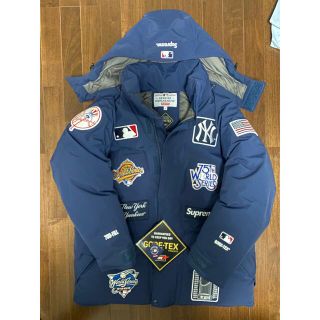 シュプリーム(Supreme)のsupreme Yankees 700-fill gore-tex down(ダウンジャケット)