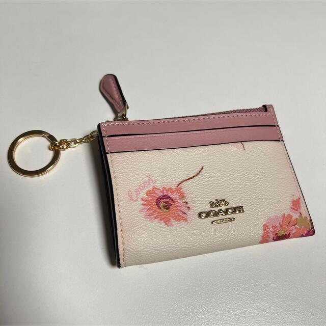 3月20日まで限定値下げ中》coach フローラル花柄 パスケース - パス