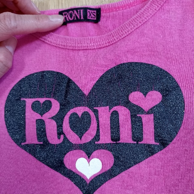 RONI(ロニィ)のロニィ　Tシャツ　XS キッズ/ベビー/マタニティのキッズ服女の子用(90cm~)(Tシャツ/カットソー)の商品写真