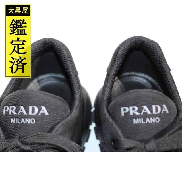 PRADA(プラダ)のプラダ　スニーカー　メンズ8　約27cm　ブラック【200】 メンズの靴/シューズ(スニーカー)の商品写真
