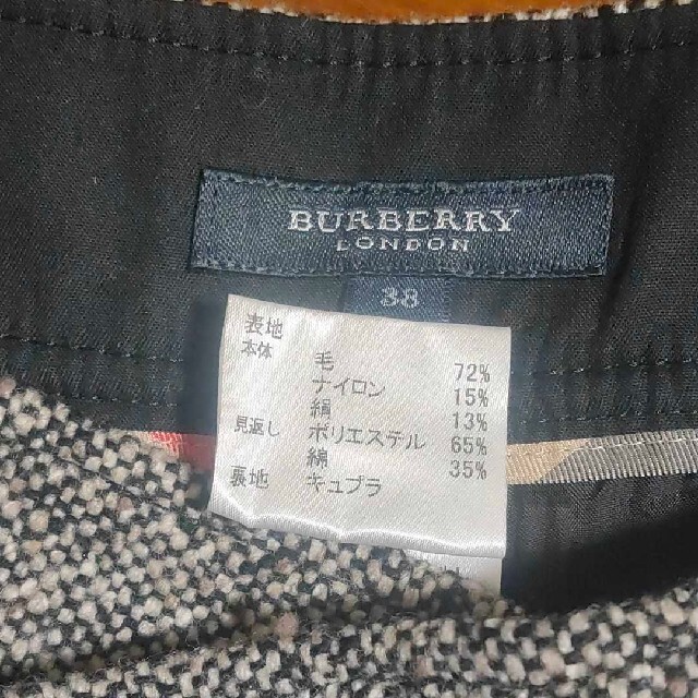 BURBERRY(バーバリー)のBURBERRY LONDON ショートパンツ レディースのパンツ(ショートパンツ)の商品写真