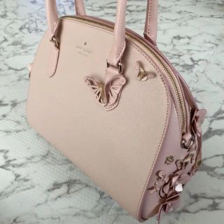 ケイトスペードニューヨーク(kate spade new york)の【Kate Spade】ドーム型バッグ ピンク お花 蝶々ショルダーバッグ(ハンドバッグ)