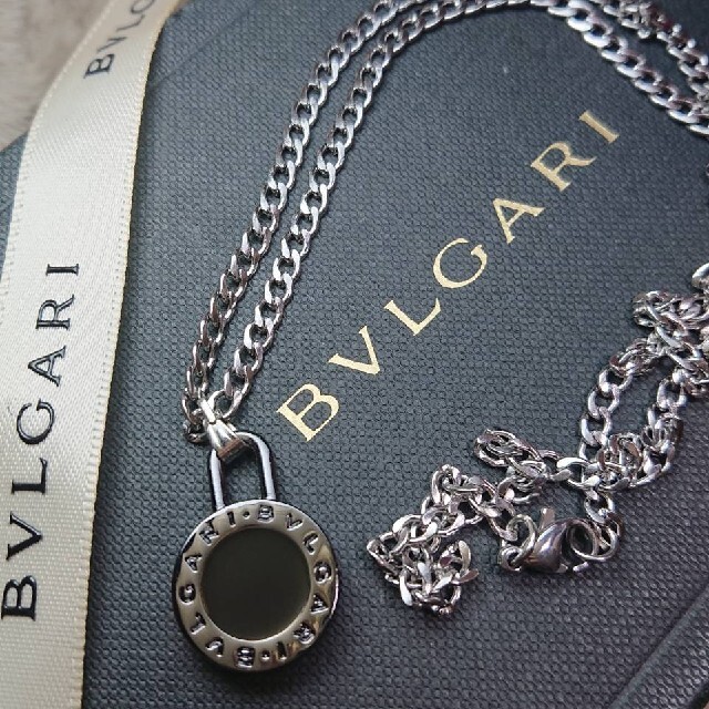 【正規 未使用】BVLGARI ロゴ刻印チャーム +3㎜60cmネックレス+革紐