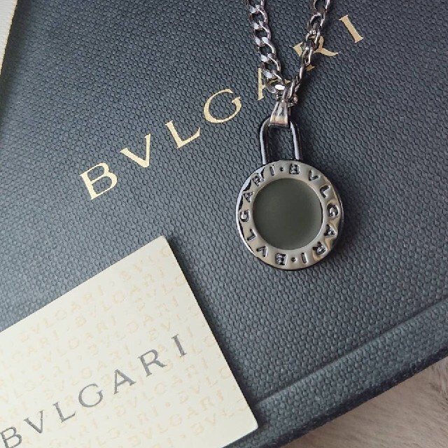 【正規 未使用】BVLGARI ロゴ刻印チャーム +3㎜60cmネックレス+革紐