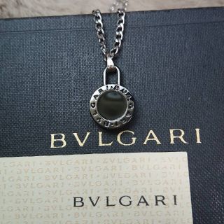 【正規 未使用】BVLGARI ロゴ刻印パドロックチャーム ネックレス ペンダン