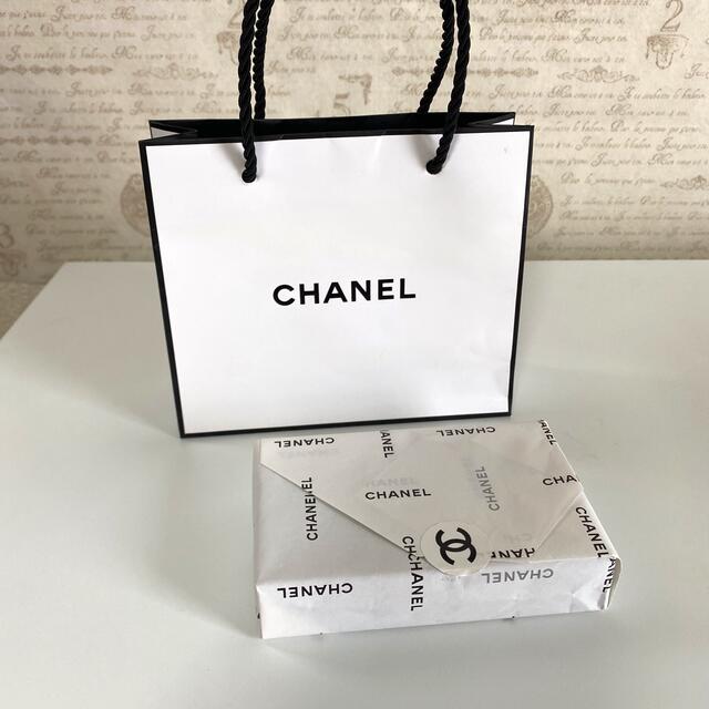 CHANEL(シャネル)のCHANEL シャネル　ミラー　オイルコントロールティッシュ　あぶらとり紙 コスメ/美容のメイク道具/ケアグッズ(あぶらとり紙)の商品写真