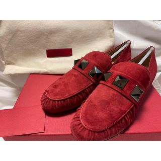 ヴァレンティノ(VALENTINO)のvalentino(ヴァレンティノ) ローファー　レッド(ローファー/革靴)