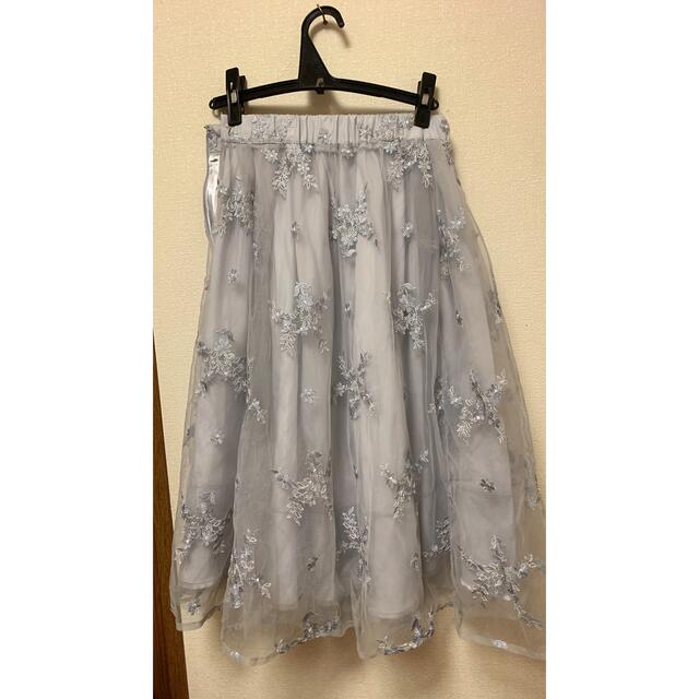 アンミール ♡刺繍 オーガンジー スカート ライトブルー レディースのスカート(ひざ丈スカート)の商品写真