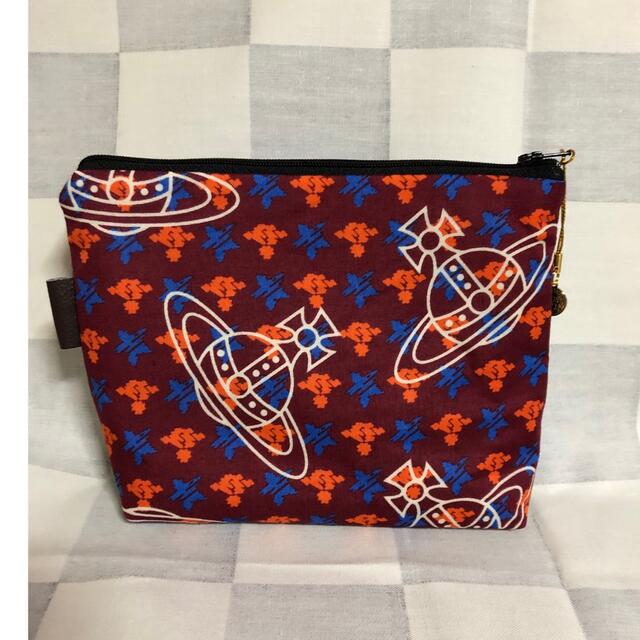 Vivienne Westwood(ヴィヴィアンウエストウッド)のハンドメイド⭐︎ ヴィヴィアンウエストウッド　ポーチ レディースのファッション小物(ポーチ)の商品写真