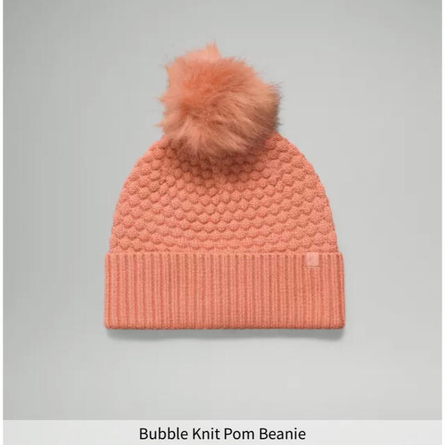 lululemon(ルルレモン)の【10日まで限定値下げ】新品同様！ルルレモン Beanie ニット帽 レディースの帽子(ニット帽/ビーニー)の商品写真