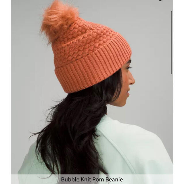 lululemon(ルルレモン)の【10日まで限定値下げ】新品同様！ルルレモン Beanie ニット帽 レディースの帽子(ニット帽/ビーニー)の商品写真