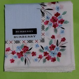 バーバリー(BURBERRY)のバーバリー BURBERRY ハンカチ 花柄 ブルー系 ノバチェック 新品未使用(ハンカチ)