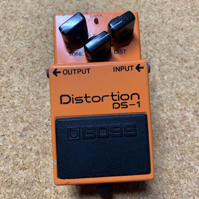 販売中　BOSS DS-1 Distortion ギターエフェクター　日本製