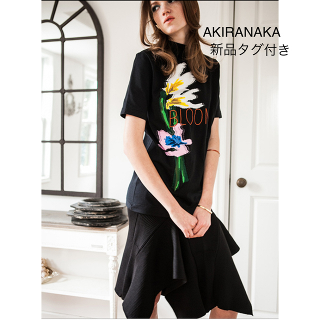 【新品タグ付き】アキラナカ AKIRANAKA 刺繍 ロゴ モチーフ トップス | フリマアプリ ラクマ