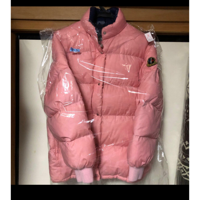 MONCLER(モンクレール)のモンクレールアシックス国内正規品火薬田どん様お取り4/1 レディースのジャケット/アウター(ダウンジャケット)の商品写真